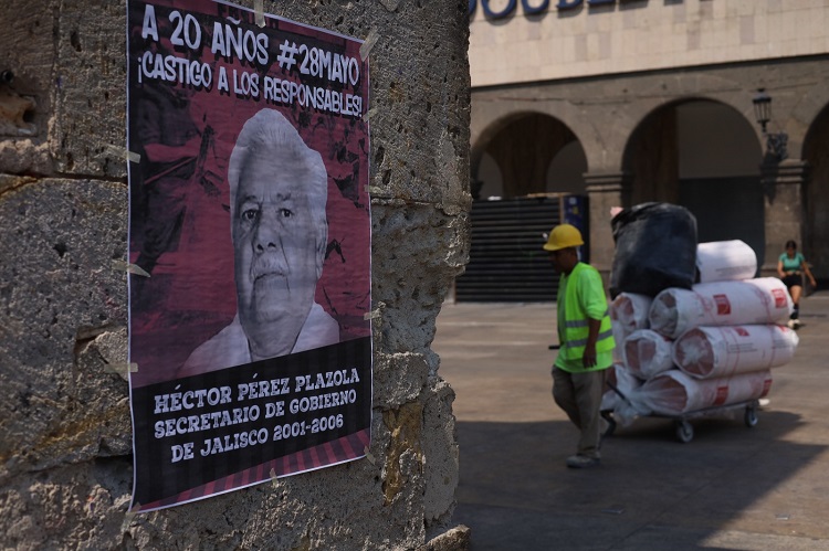 MOVILIZACIÓN. Además del juicio popular, víctimas de los actos de represión del 28 de mayo de 2004 realizaron una marcha. (Foto: Michelle Vázquez) 